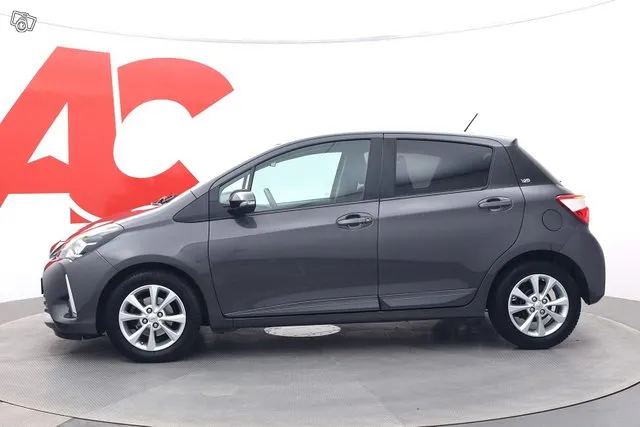 Toyota Yaris 1,5 Dual VVT-i Y20 Edition 5ov Multidrive S - T Image 2