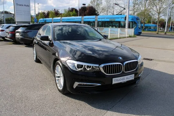 BMW serija 5 520d AUTOMATIK Luxury Individual *NAVI,LED,KAME Image 3