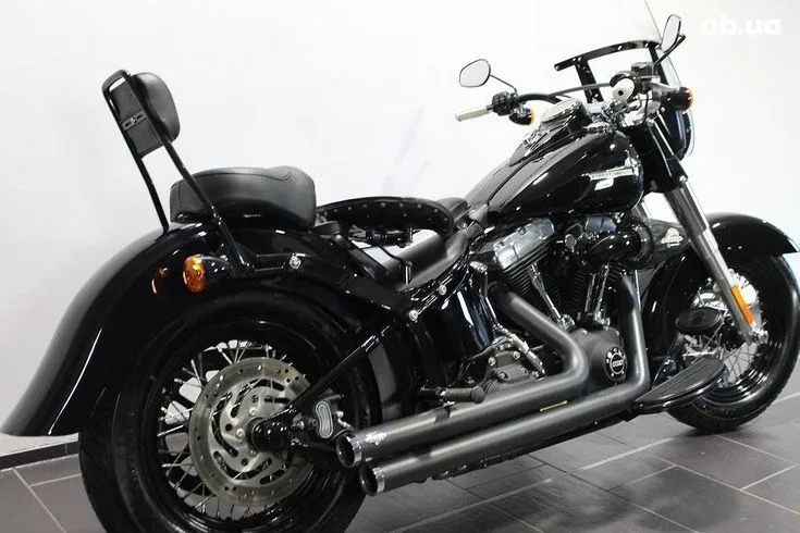 Harley-Davidson FLS Image 4